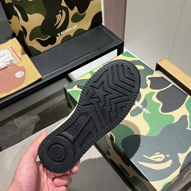 A Bathing Ape BAPE STA Zapatillas Lifestyle Negro y Blanco Logo Estrella 2