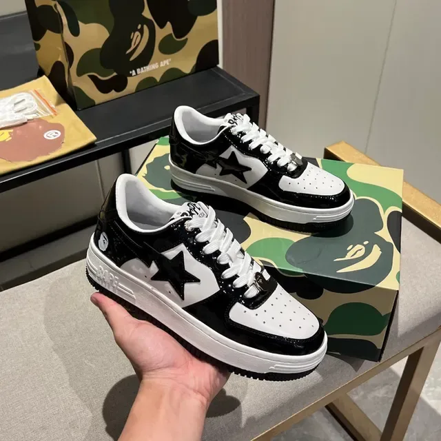 A Bathing Ape BAPE STA Zapatillas Lifestyle Negro y Blanco Logo Estrella 7