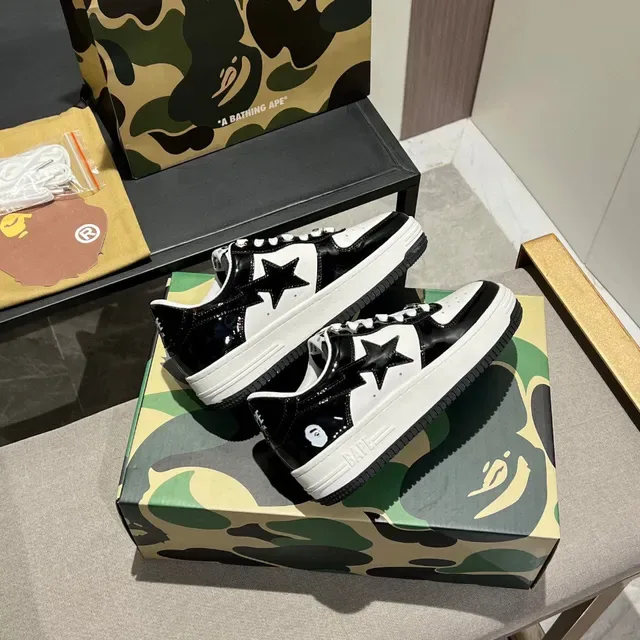 A Bathing Ape BAPE STA Zapatillas Lifestyle Negro y Blanco Logo Estrella 8