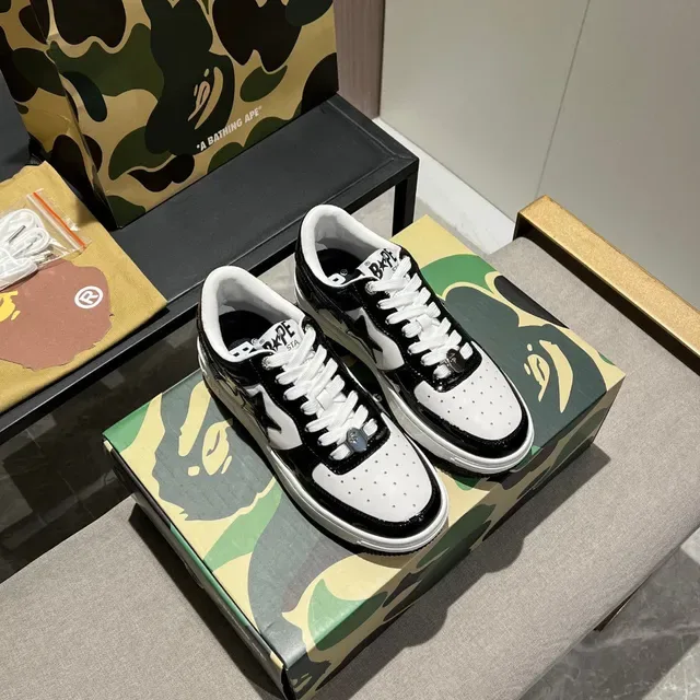 A Bathing Ape BAPE STA Zapatillas Lifestyle Negro y Blanco Logo Estrella 9