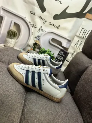 Adidas Beige Navy Cuir Supérieur Toebox Perforé Sneakers Lifestyle 7