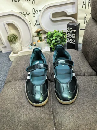 Adidas أحذية ماري جين أسود أزرق بدون أربطة حزام 10