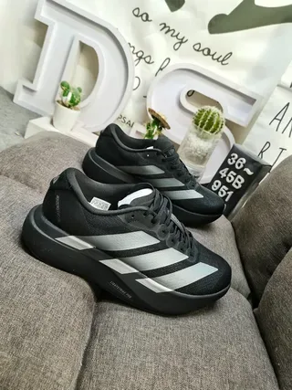 Adidas Black Silver Knit Mesh Upper Sculpted Monolithic Midsole Lifestyle Sneakers 9