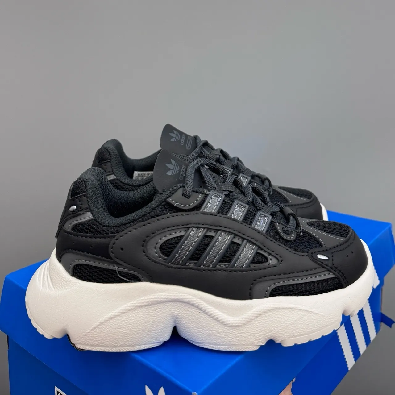 Adidas Zapatillas Deportivas Azules Grises Suela Ondulada Malla Y Superposición De Sintético En La Parte Superior Zapatillas Gruesas 13