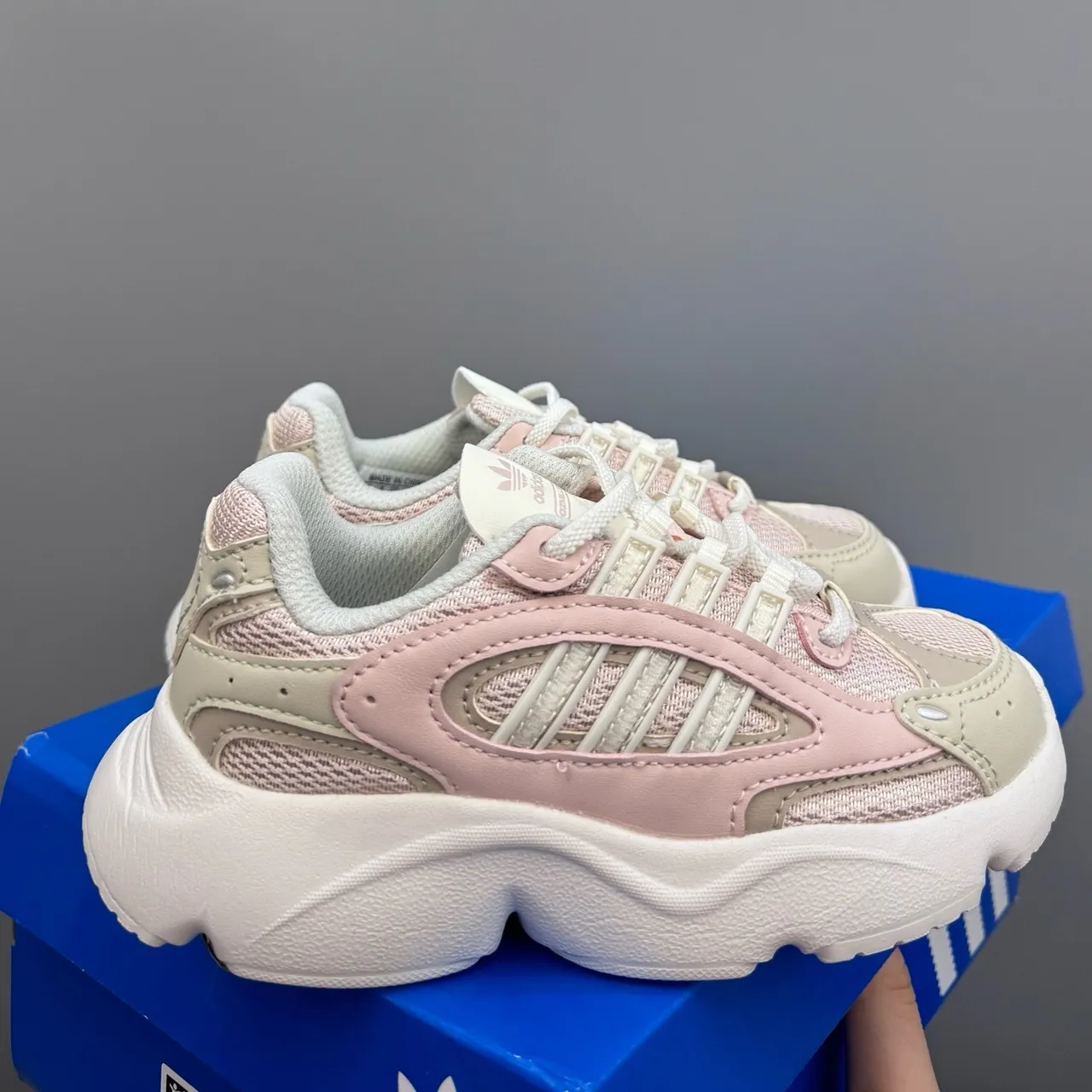 Adidas Zapatillas Deportivas Azules Grises Suela Ondulada Malla Y Superposición De Sintético En La Parte Superior Zapatillas Gruesas 22