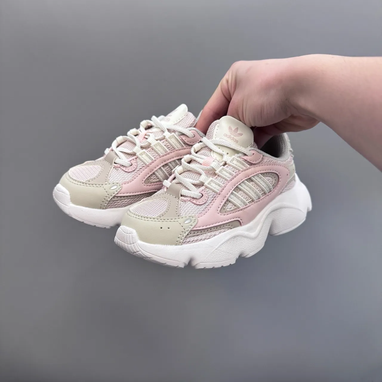 Adidas Zapatillas Deportivas Azules Grises Suela Ondulada Malla Y Superposición De Sintético En La Parte Superior Zapatillas Gruesas 23