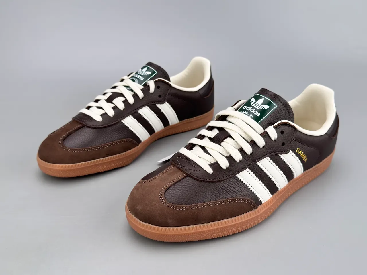 Adidas Lifestyle Chaussures Marron Blanc Cuir Trois Rayures Serrées 7