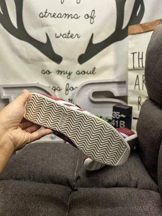 Adidas Tênis Burdeos Prateado Sem Cadarço com Tira de Velcro 4