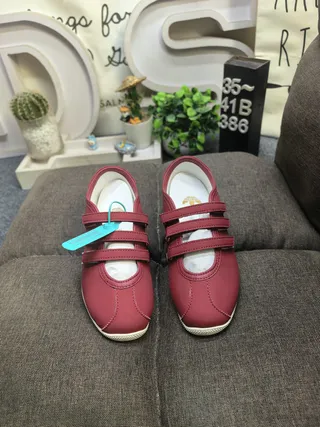 Adidas Tênis Burdeos Prateado Sem Cadarço com Tira de Velcro 10