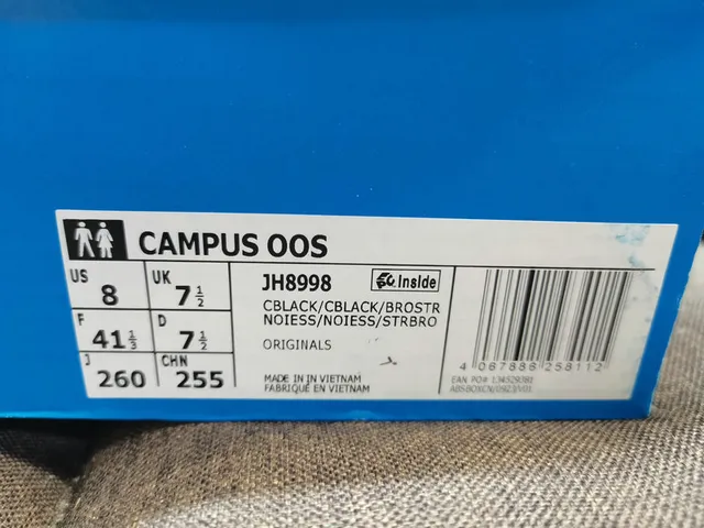Adidas Campus أصفر خردل و أزرق بحري جلد مدبوغ أسلوب حياة 2