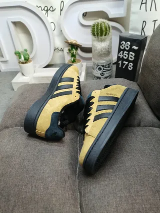 Adidas Campus أصفر خردل و أزرق بحري جلد مدبوغ أسلوب حياة 6
