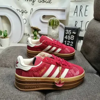 Adidas Gazelle Platform أحمر نقش ثعابين مطبوعة أسلوب حياة أحذية رياضية