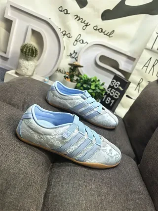 Adidas Gris Bleu Sans Lacets Low-Top Floral Jacquard Upper Lifestyle Sneakers 9