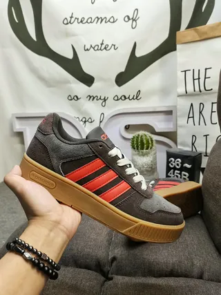 Adidas Cinza Vermelho Low-Top Camurça e Textil Upper Lifestyle Sneakers 5