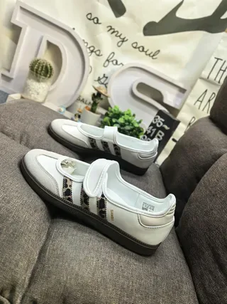 Adidas Zapatillas Lifestyle Verde Beige Sin Cordones Cierre de Correa Rejilla y Recubrimiento Sintético 17
