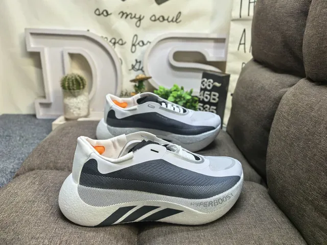 Adidas Hyperboost أخضر لايم نيون أسلوب حياة أحذية رياضية 21