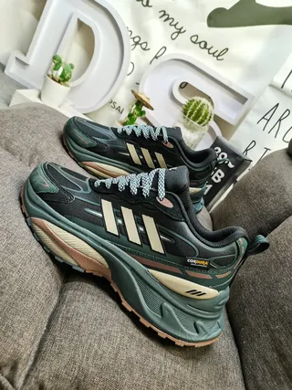 Adidas MTS PRO حذاء رياضي سميك أخضر داكن وبيج 8