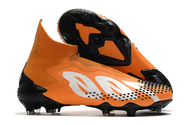 Adidas Chaussures de football orange rose coupe haute tige chaussette translucide accents de rayures terrain ferme 3