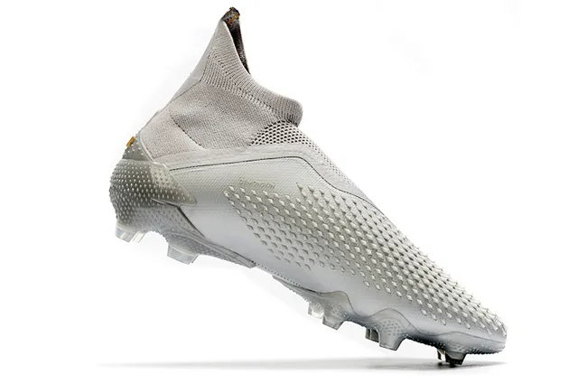 Adidas Chaussures de football orange rose coupe haute tige chaussette translucide accents de rayures terrain ferme 12