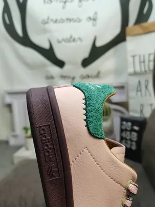 Adidas Chaussures Lifestyle Rose Vert à Encolure Basse avec Toebox Perforé 4