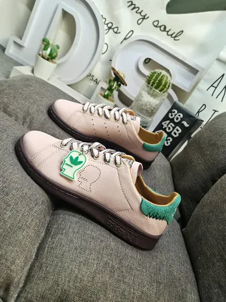 Adidas Chaussures Lifestyle Rose Vert à Encolure Basse avec Toebox Perforé 7