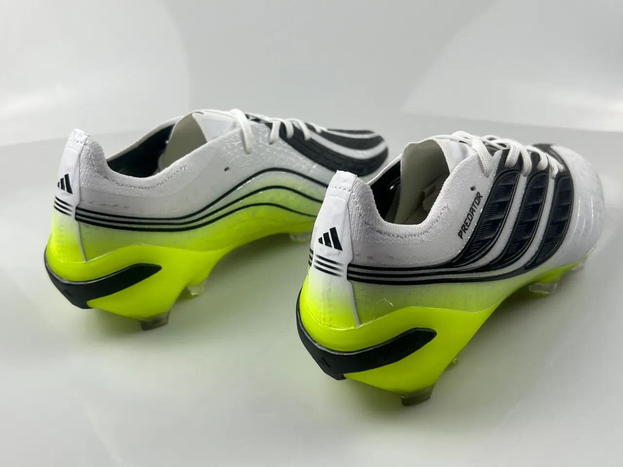 Adidas Predator NanoStrike+ Branco Preto Amarelo Neón Sapatos de Futebol para Campo Firme 3