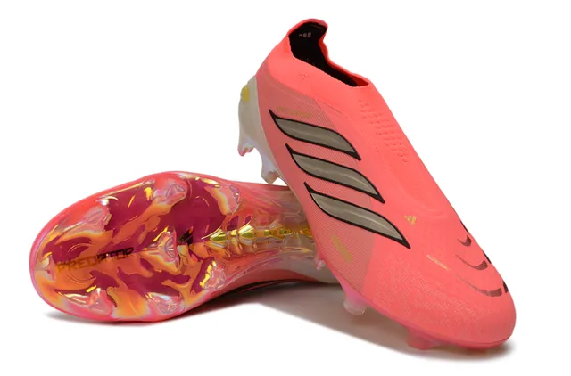 Adidas Predator Chaussures de football rose orange, upper sock-fit, semelle iridescente translucide, sol ferme 3