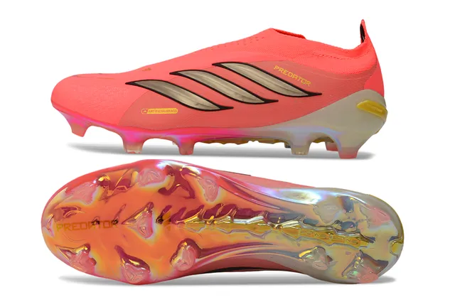 Adidas Predator Chaussures de football rose orange, upper sock-fit, semelle iridescente translucide, sol ferme 5