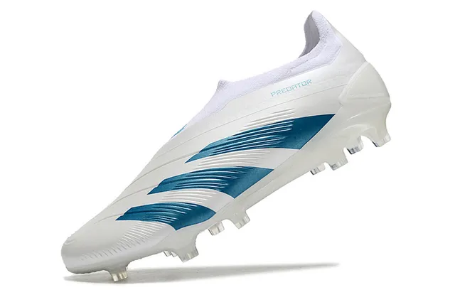 Adidas Predator Tênis de futebol branco e azul para gramado firme 3