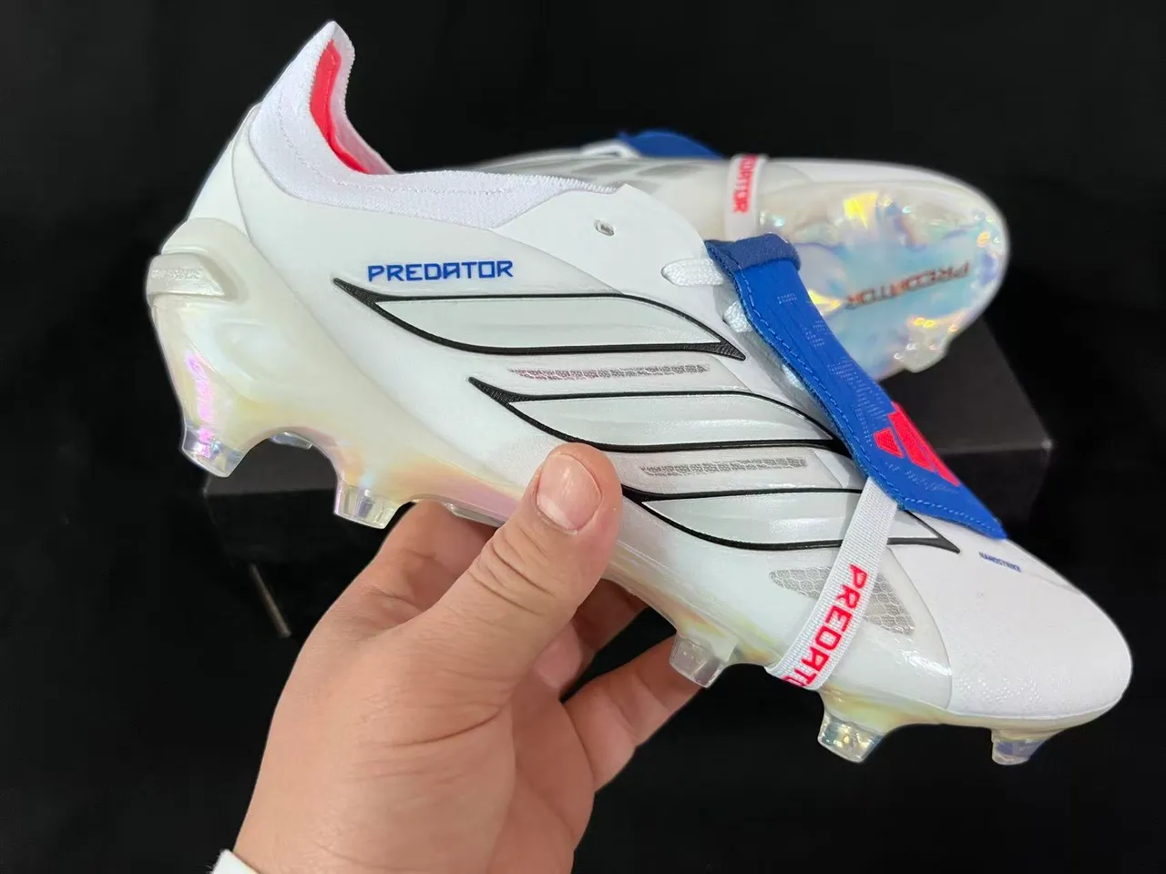 Adidas Predator Branco Azul Sem Cadarços Fechamento de Tirante Iridescente Holográfico Solado Césped Natural Sapatos de Futebol 6