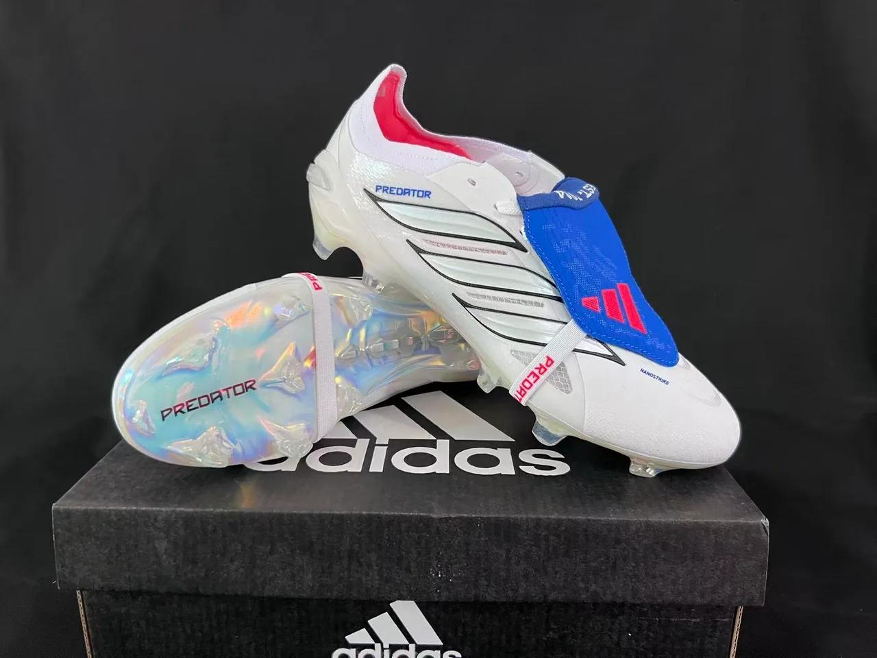 Adidas Predator Branco Azul Sem Cadarços Fechamento de Tirante Iridescente Holográfico Solado Césped Natural Sapatos de Futebol 10