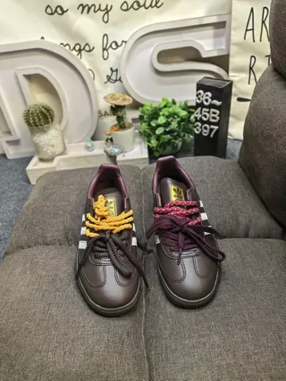 Adidas Samba Zapatillas Lifestyle Marrón y Púrpura 10