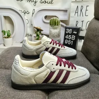 Adidas Samba Off-White و Burgundy حذاء أسلوب الحياة
