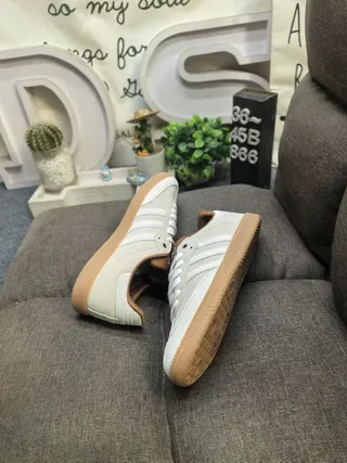 Adidas Samba OG Beige and Tan जीवनशैली स्नीकर 6