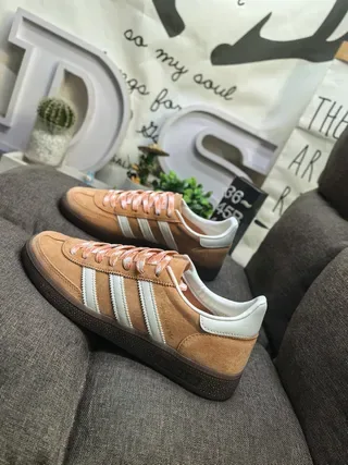 Adidas Samba OG Tan y Off-White zapatillas lifestyle 7