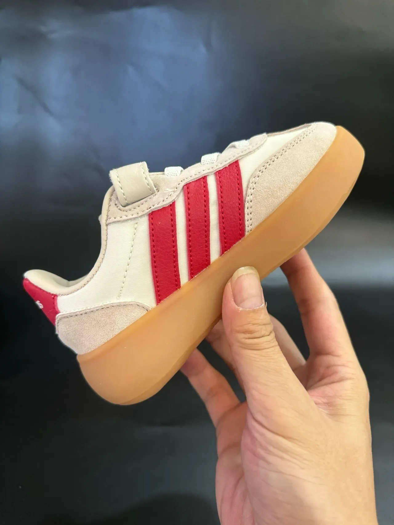 Adidas Samba White Red Suede Upper Three-Stripe Side Panel Lifestyle Sneakers 17