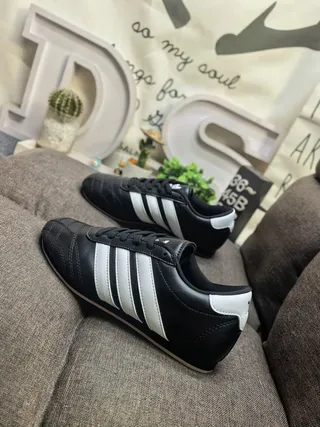 Adidas Samba Black and White Zapatos de Fútbol Indoor 17