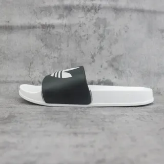 Adidas 黑白拖鞋