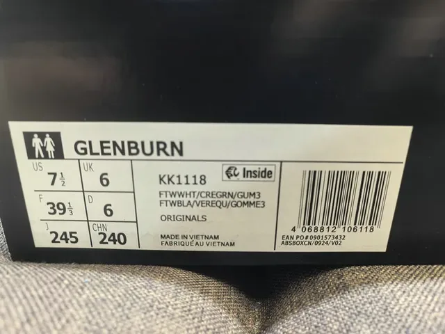 Adidas Spezial Beige Black Gum 生活方式运动鞋 2