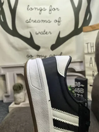 Adidas Spezial Beige Black Gum 生活方式运动鞋 13