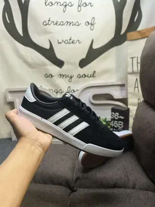 Adidas Spezial Beige Black Gum 生活方式运动鞋 15