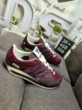 Adidas Spezial Zapatillas Lifestyle con Rayas de Terciopelo en Maroon y Purple 9