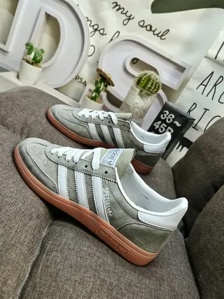 Adidas Spezial أحذية رياضية أسلوب حياة باللون الأبيض والأحمر من السويد 7