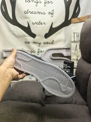 Adidas Superstar حذاء رياضي أسود وأبيض أسلوب حياة 24