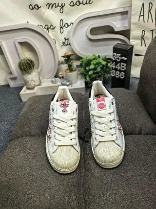 Adidas Superstar Coca-Cola Colaboración Off-White Sneakers Lifestyle 10