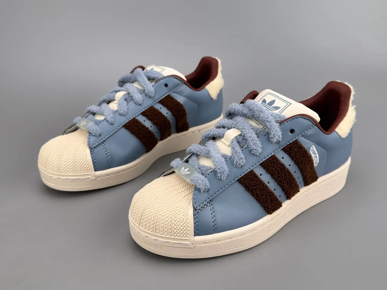 Adidas Superstar Zapatillas Lifestyle Azul Polvoriento Marrón con Rayas de Shearling 5