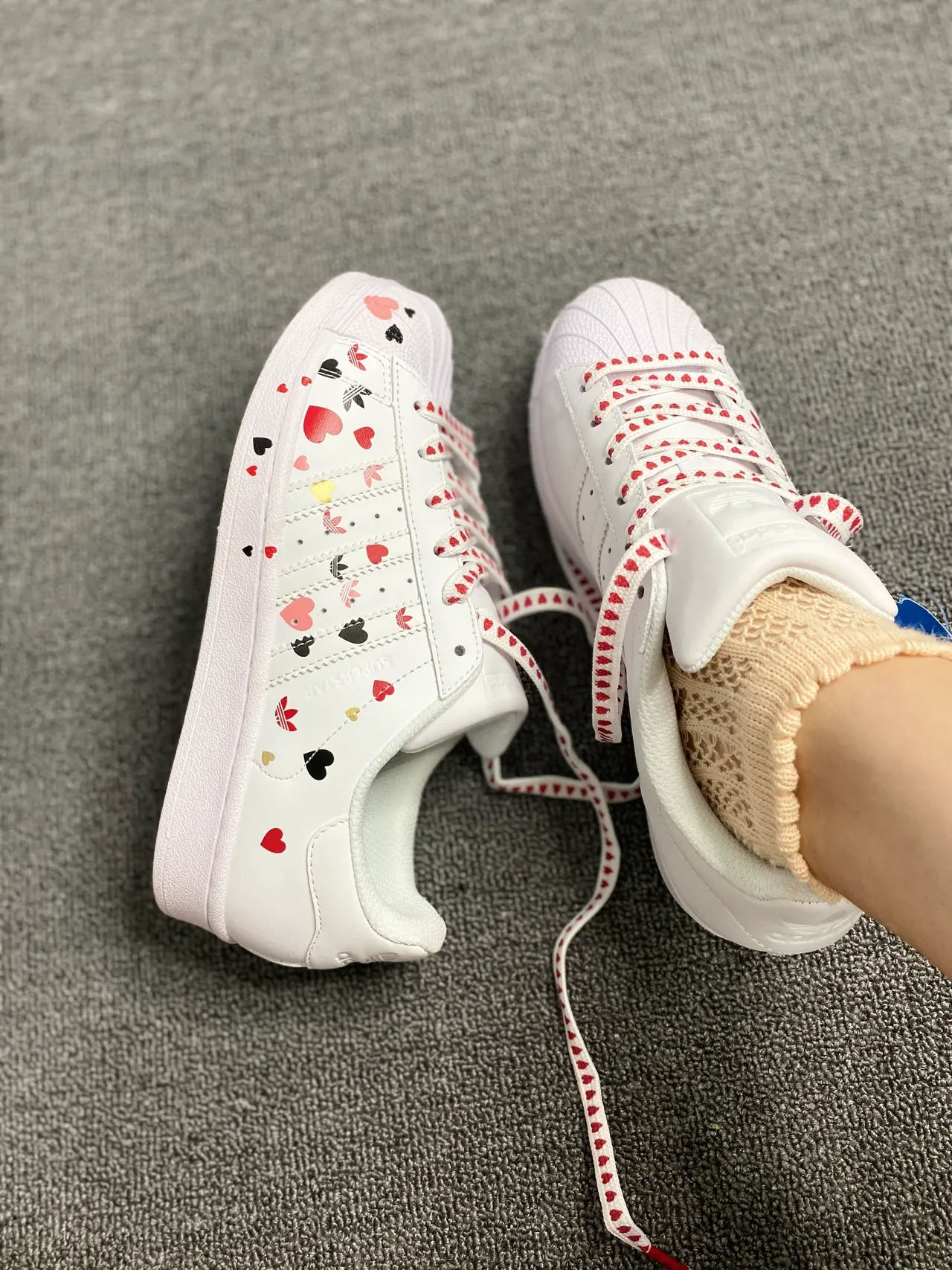 Adidas Superstar Impression de Cœur Blanc Sneakers Lifestyle 19