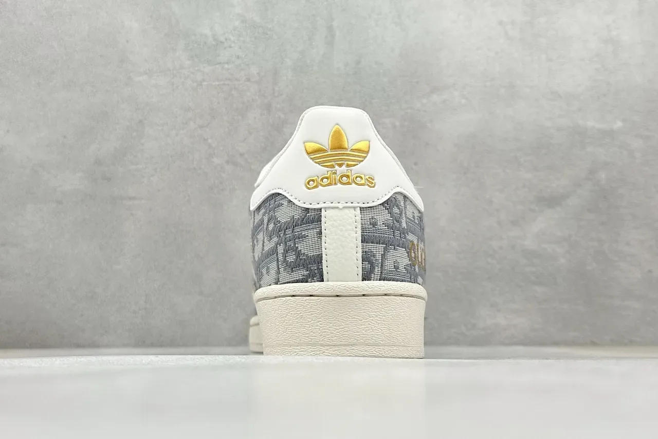 Adidas Superstar Impresión Monograma Off-White Zapatillas Lifestyle 4