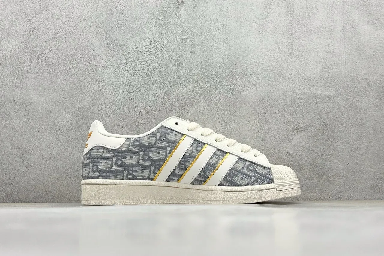 Adidas Superstar Impresión Monograma Off-White Zapatillas Lifestyle 8
