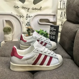 Adidas Superstar أبيض وأحمر نمط حياة أحذية رياضية